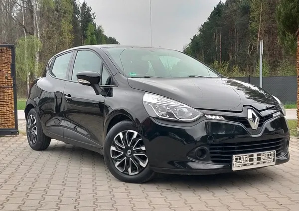 radom Renault Clio cena 24900 przebieg: 156397, rok produkcji 2014 z Radom